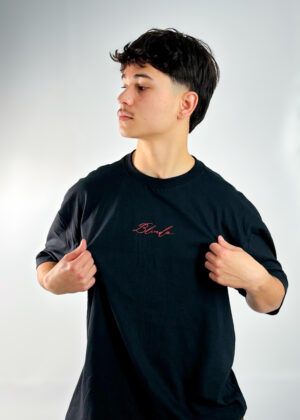 CAMISETA OVERSIZED BLINDA PRETA UNISSEX
