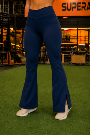 CALÇA FLARE BLINDAGYM AZUL MARINHO FIRMES | Cós Alto, Compressão e Fenda Lateral